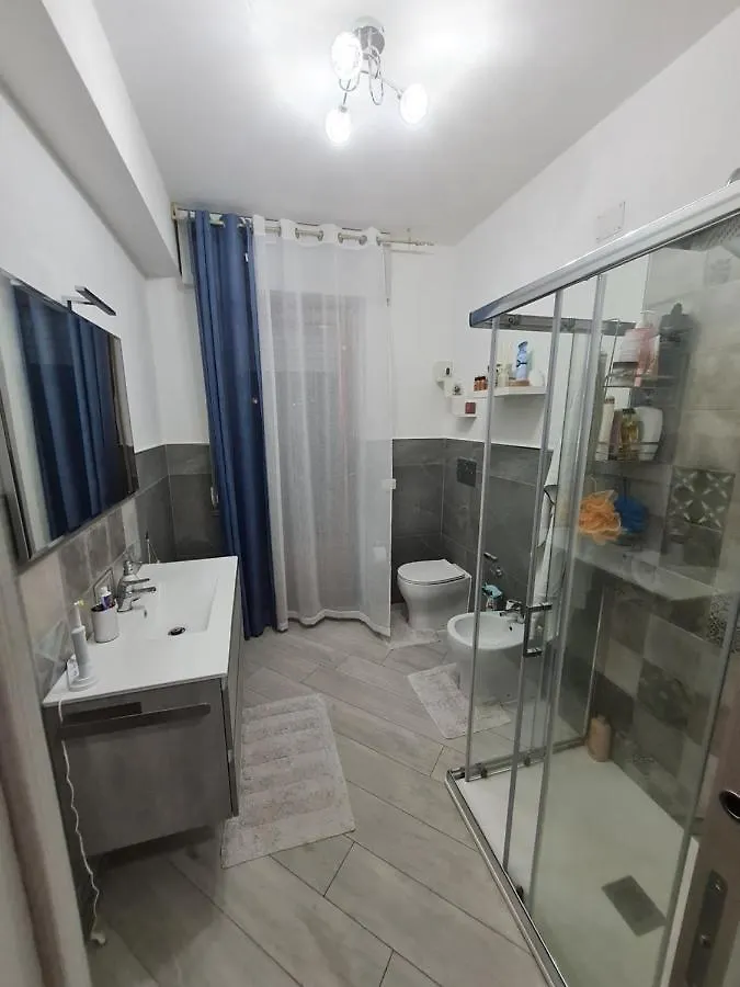 Casa Emma Intero Appartamento 2 Camere 6 Posti Letto 130Mq La Maddalena  Apartment La Maddalena (Sassari)