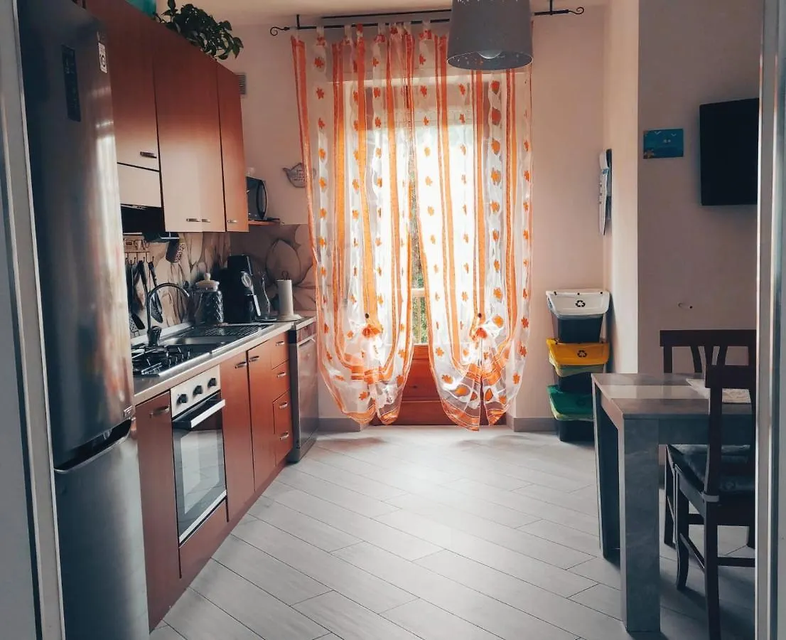 Apartment Casa Emma Intero Appartamento 2 Camere 6 Posti Letto 130Mq La Maddalena  Italy